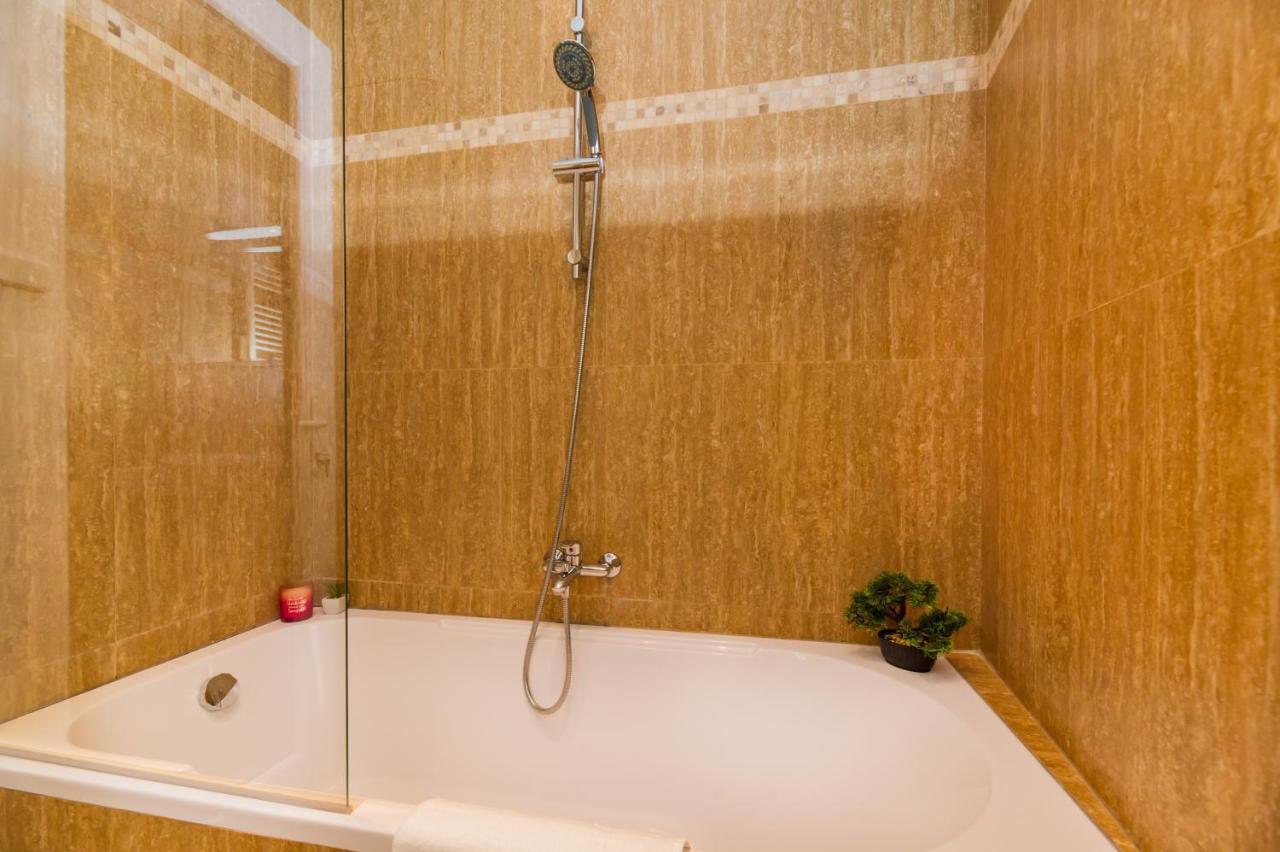 Central Park Residence Brassó Kültér fotó